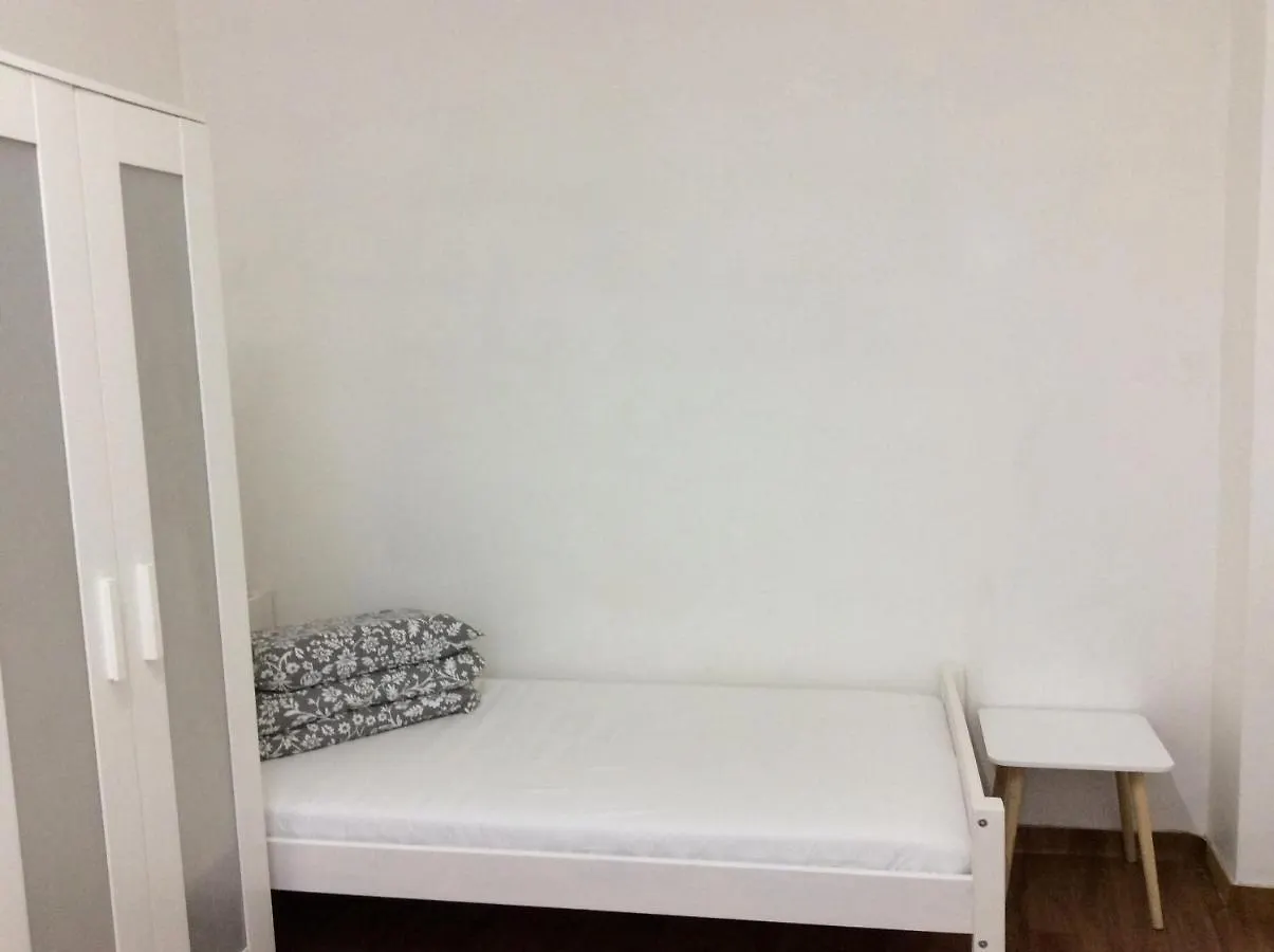 Guest house Rose Hotel Villejuif France